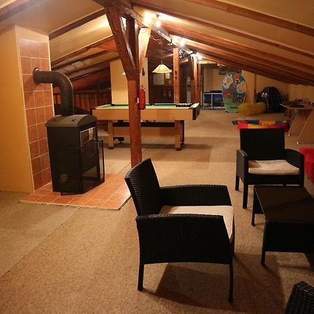 Apartmany Lestarka Korenov Luaran gambar