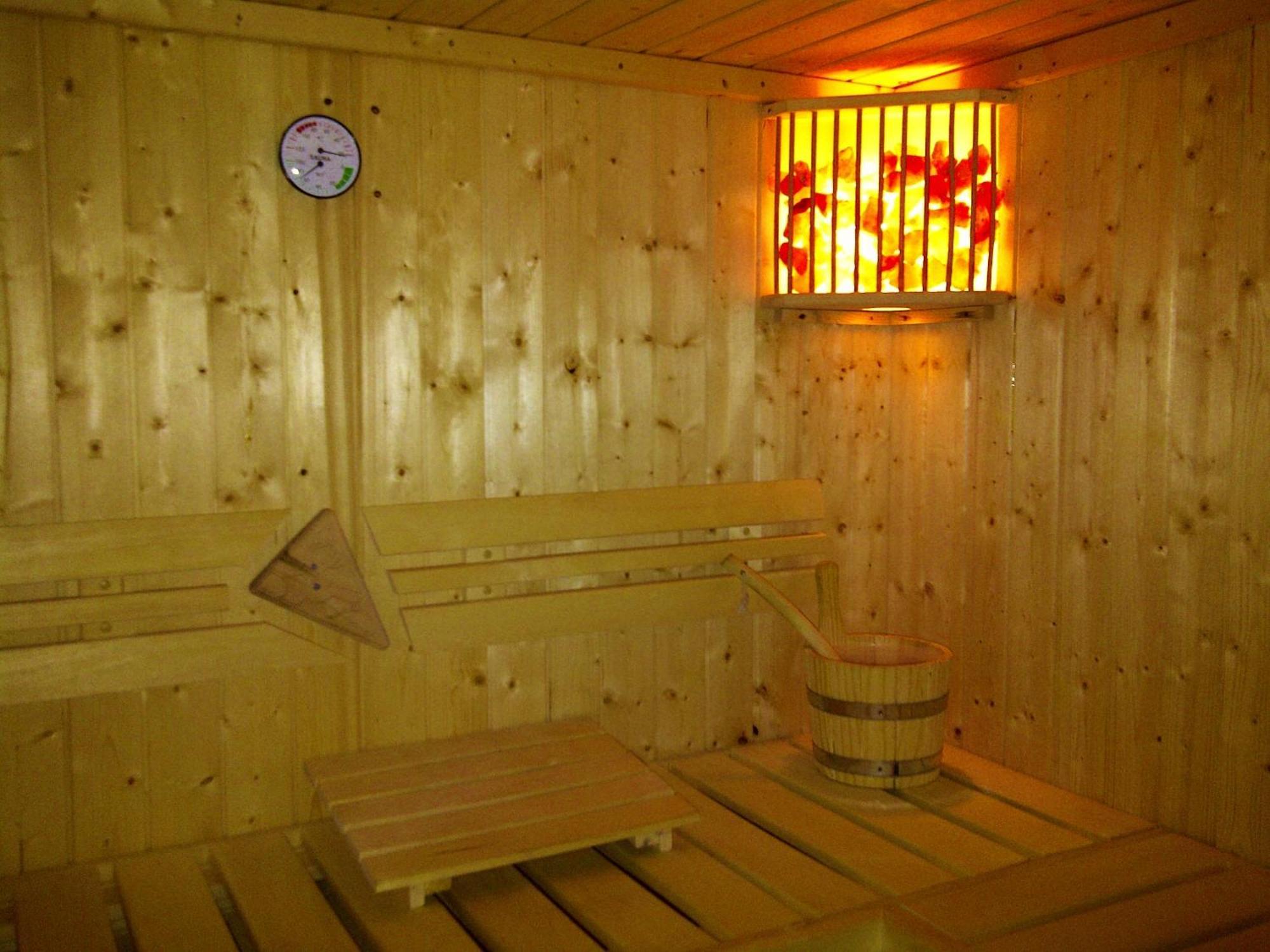 Apartmany Lestarka Korenov Luaran gambar