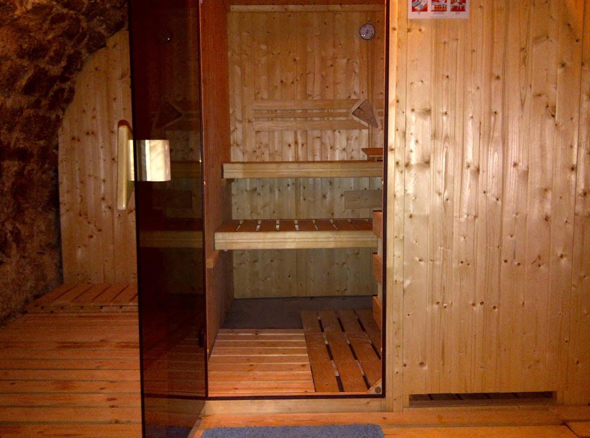 Apartmany Lestarka Korenov Luaran gambar
