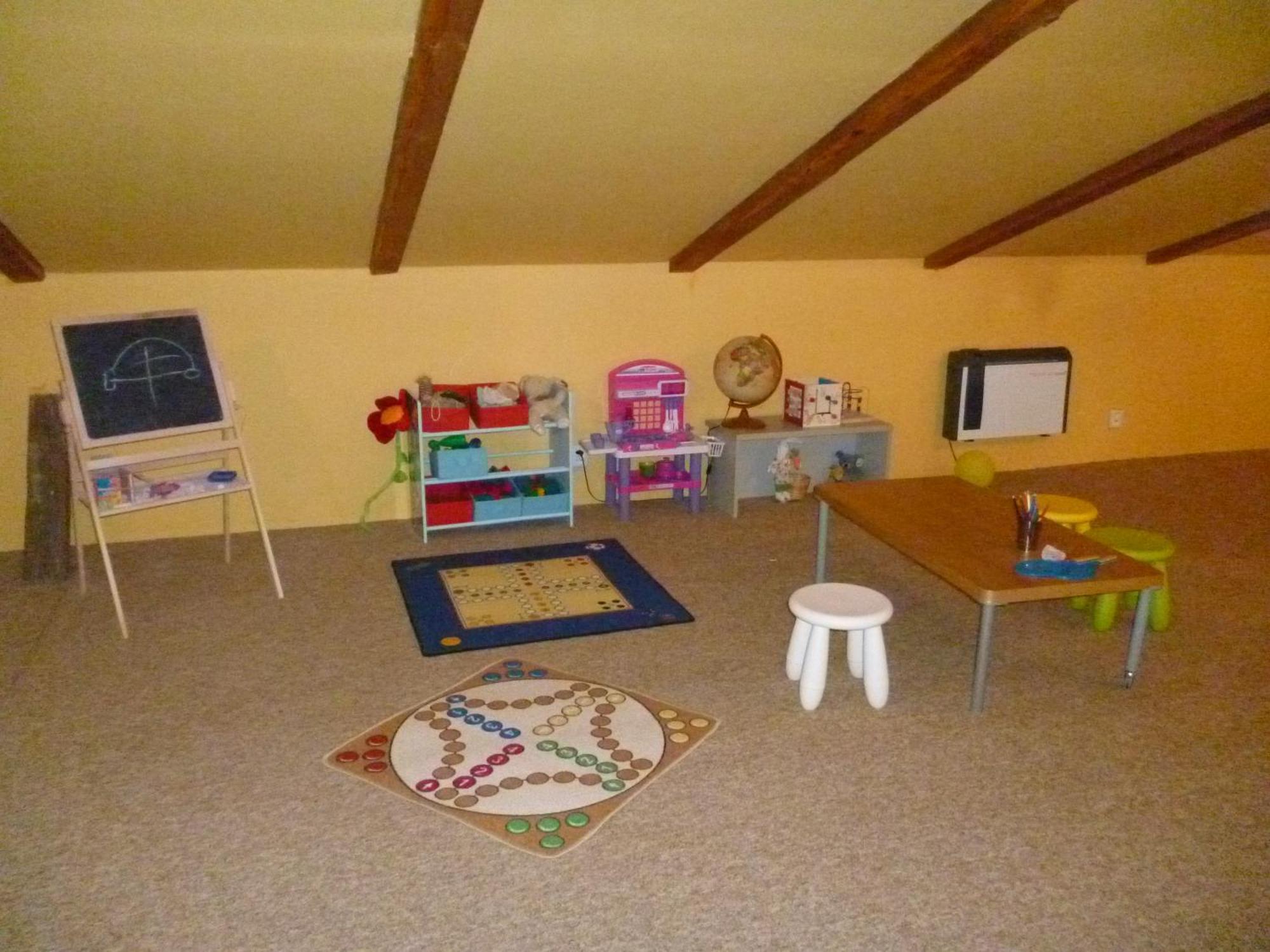 Apartmany Lestarka Korenov Luaran gambar