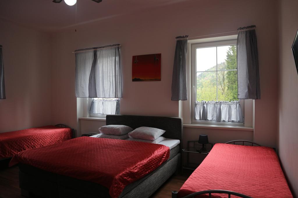 Apartmany Lestarka Korenov Luaran gambar