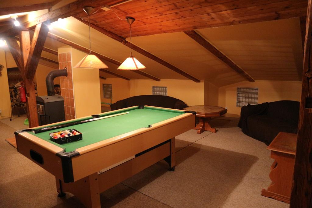 Apartmany Lestarka Korenov Luaran gambar