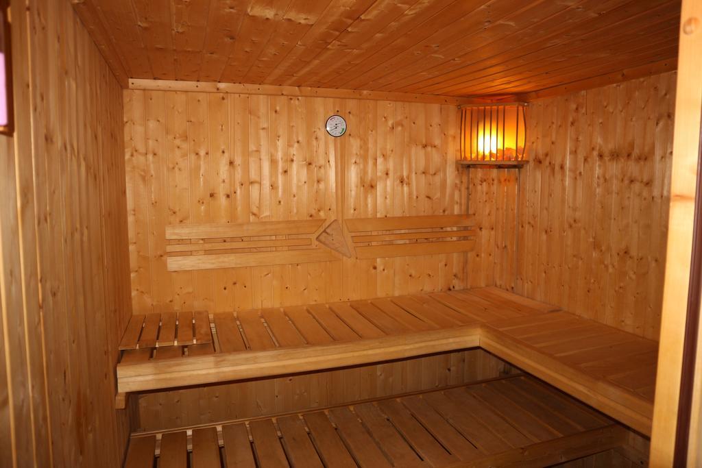 Apartmany Lestarka Korenov Luaran gambar
