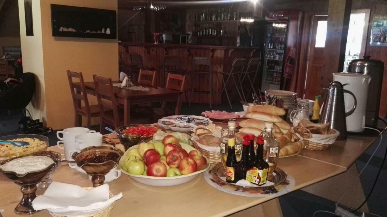 Apartmany Lestarka Korenov Luaran gambar